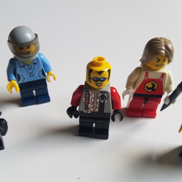 Lego Mini Figure Pieces - Picture 3 of 8